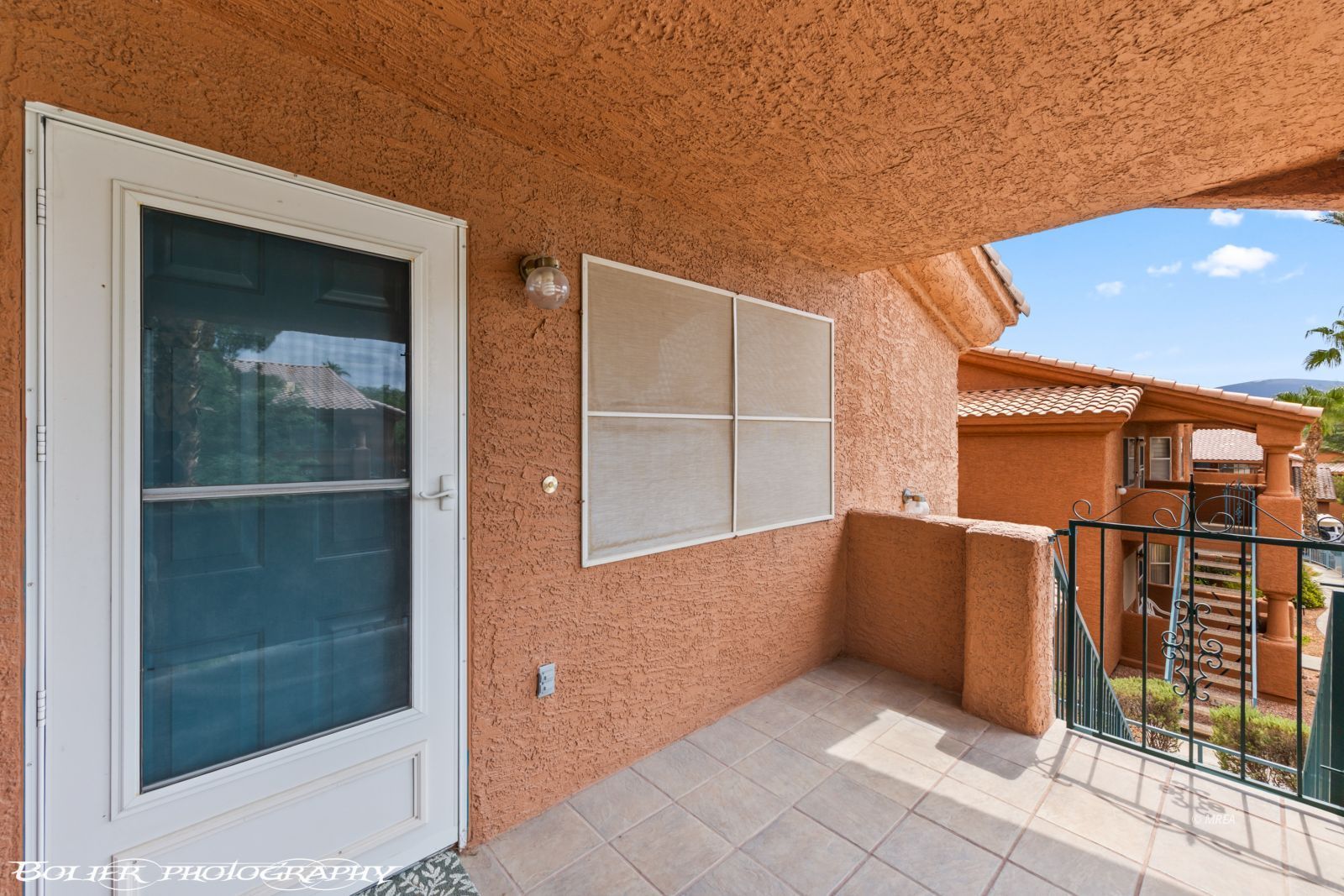 978  Mesquite Springs Dr #201