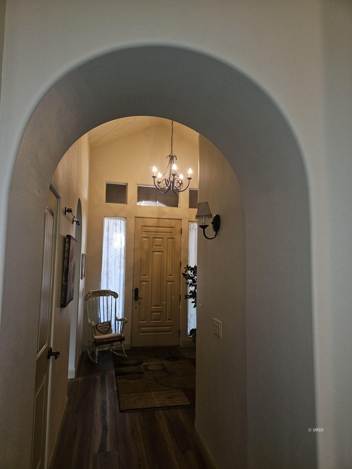 780  Villa La Paz Dr