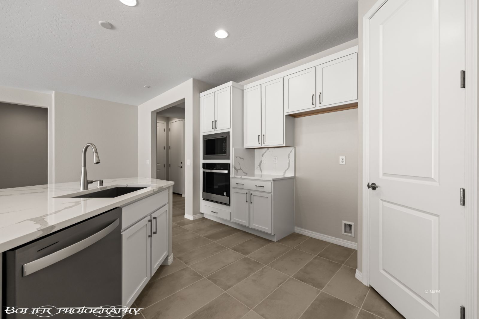 1439  Downy Peak Canyon 