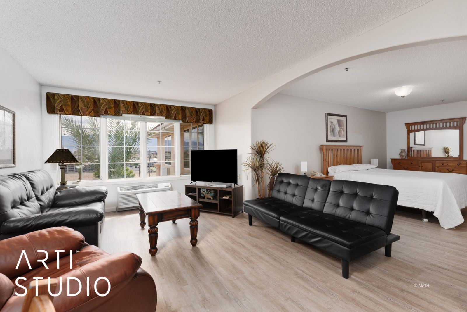 555  Highland Dr #303