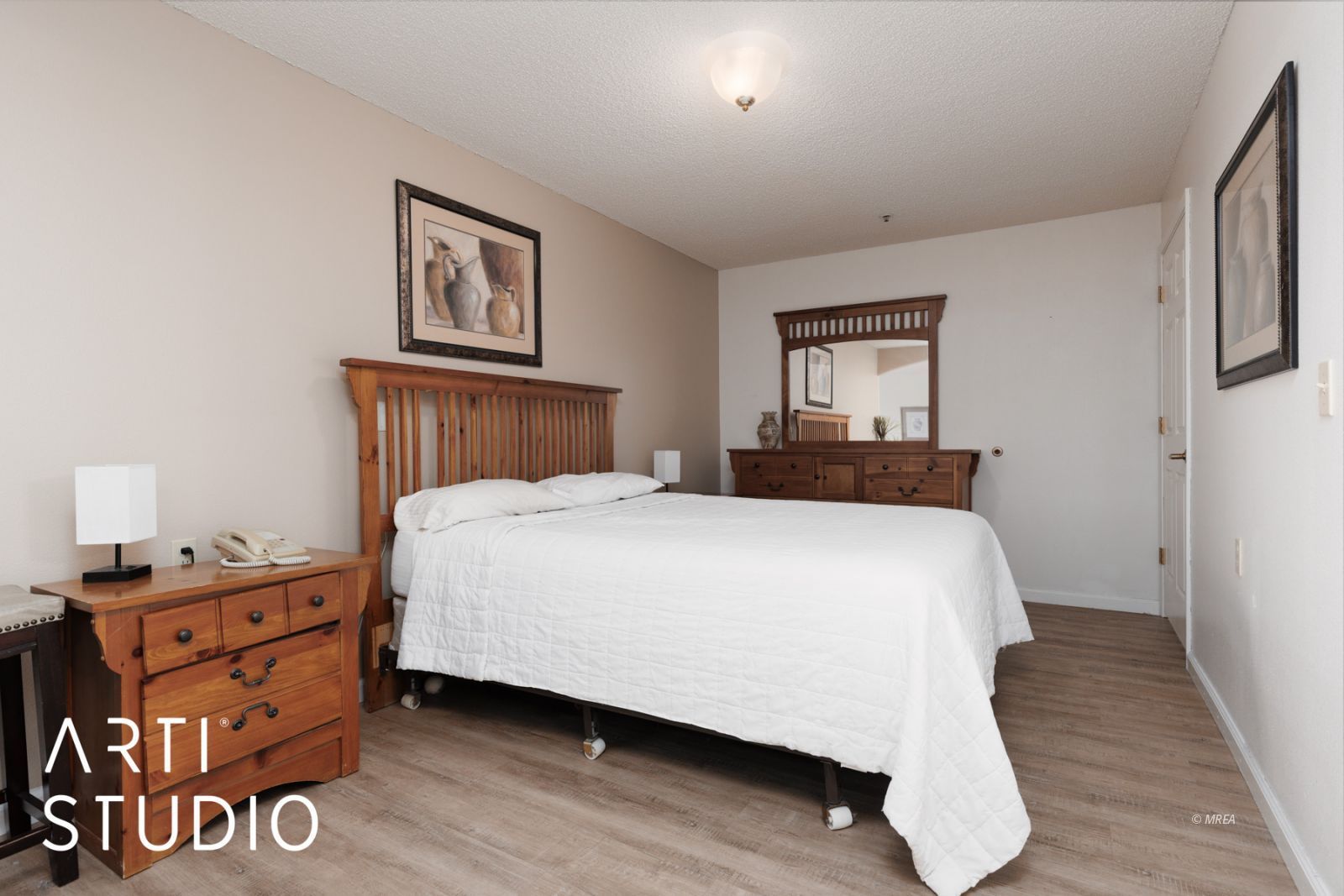 555  Highland Dr #303