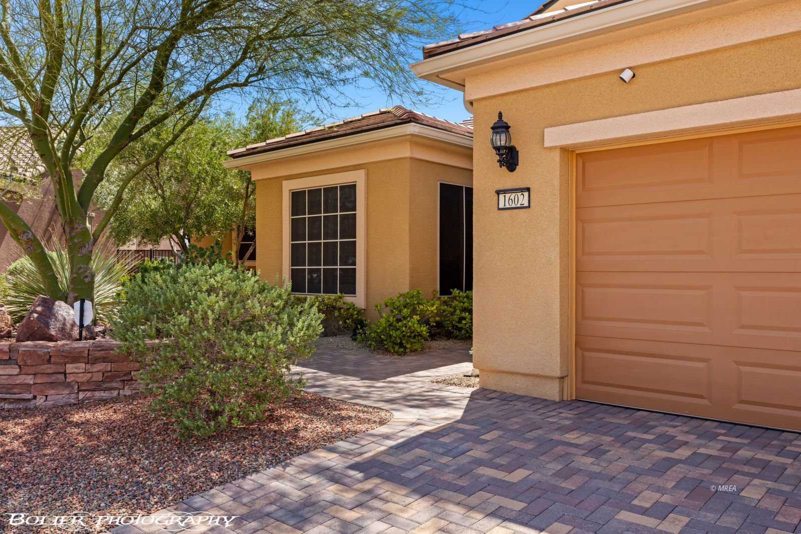 1602  Watchmans Point 