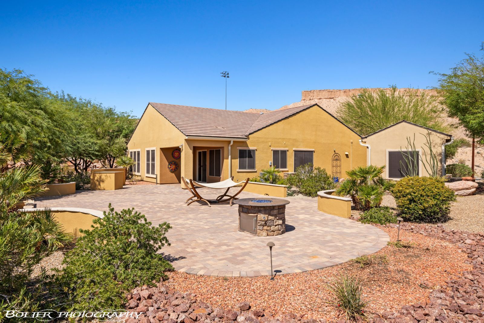 1602  Watchmans Point 