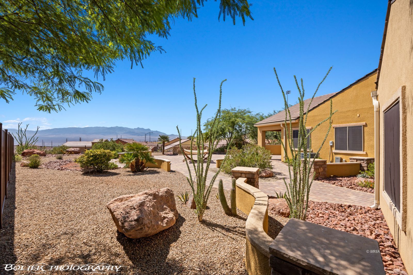 1602  Watchmans Point 