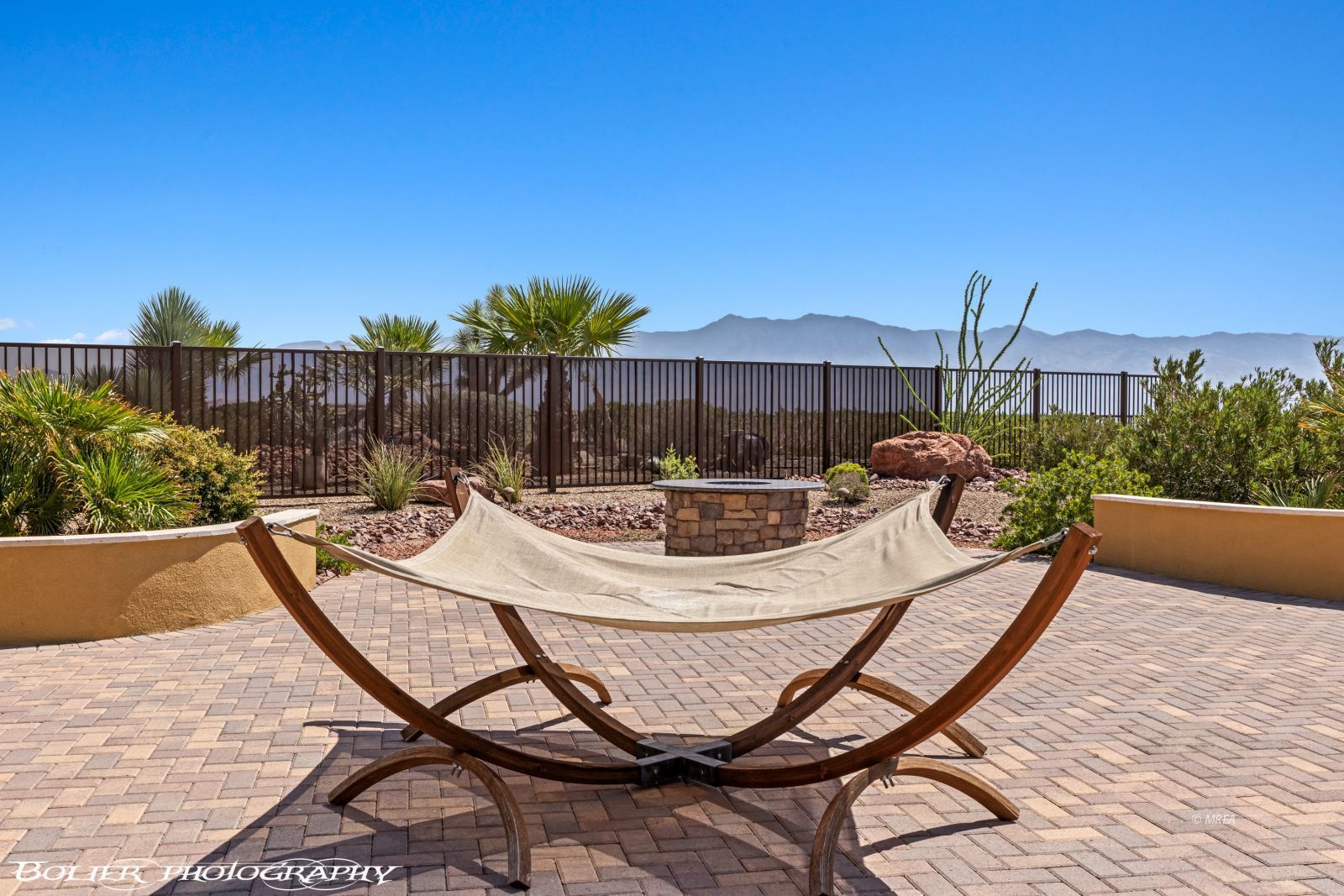 1602  Watchmans Point 