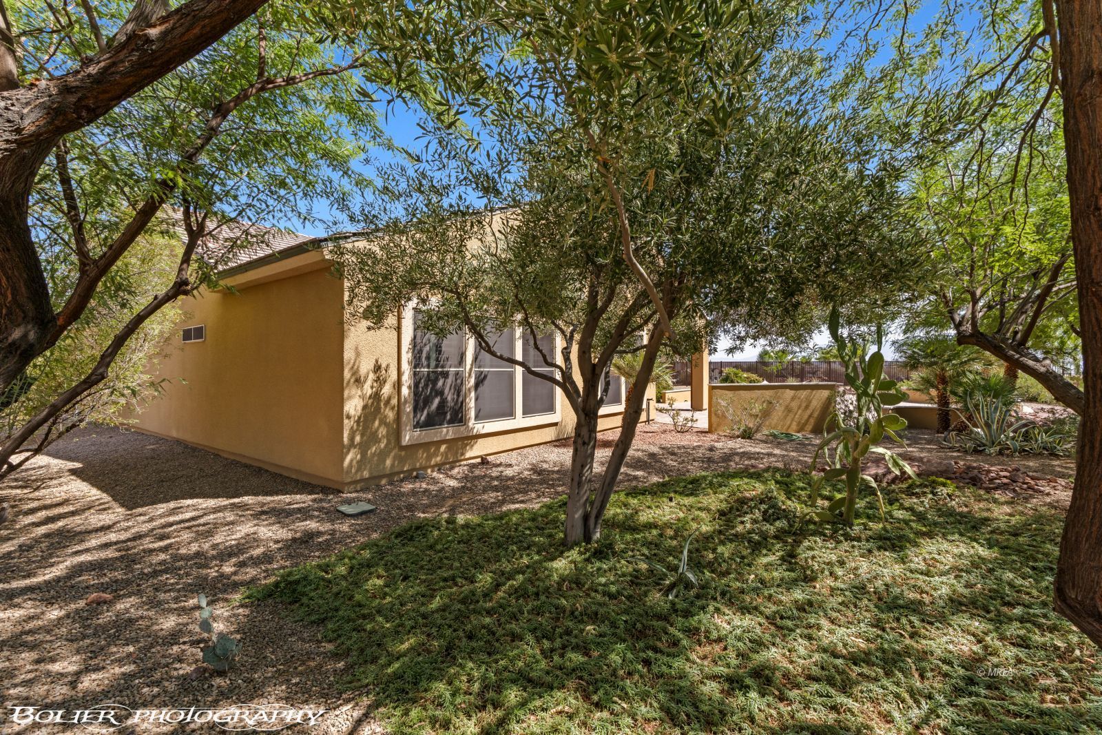 1602  Watchmans Point 