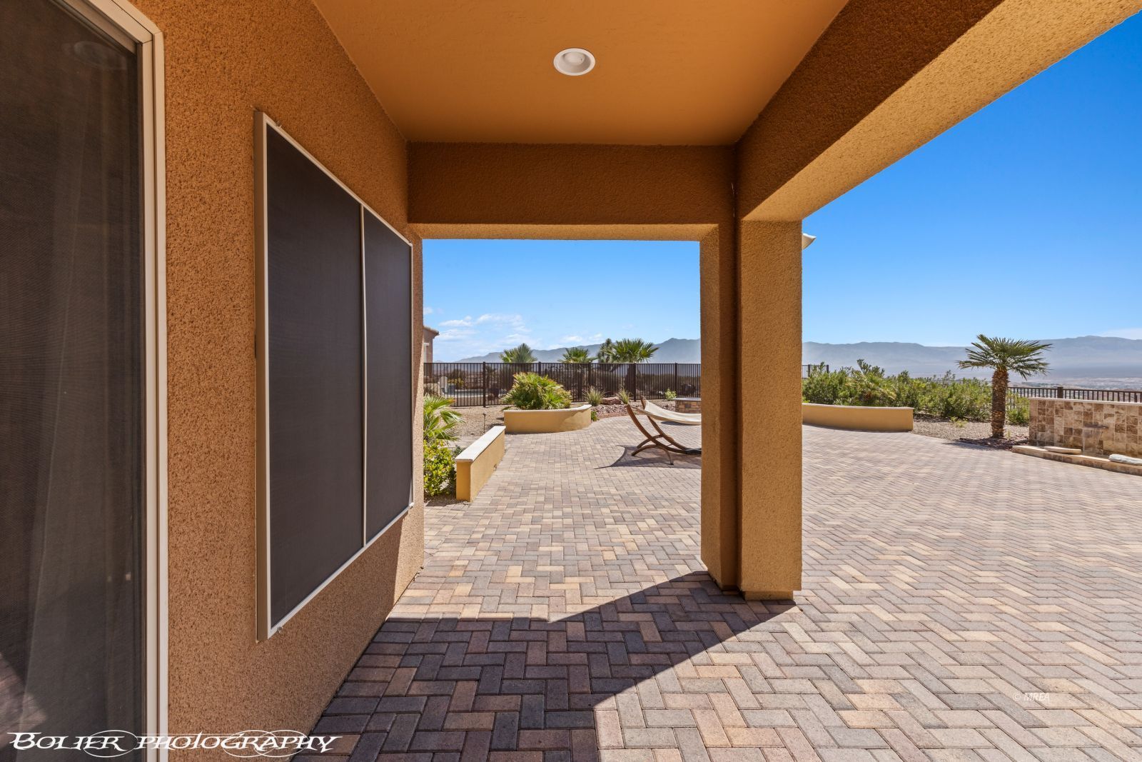 1602  Watchmans Point 