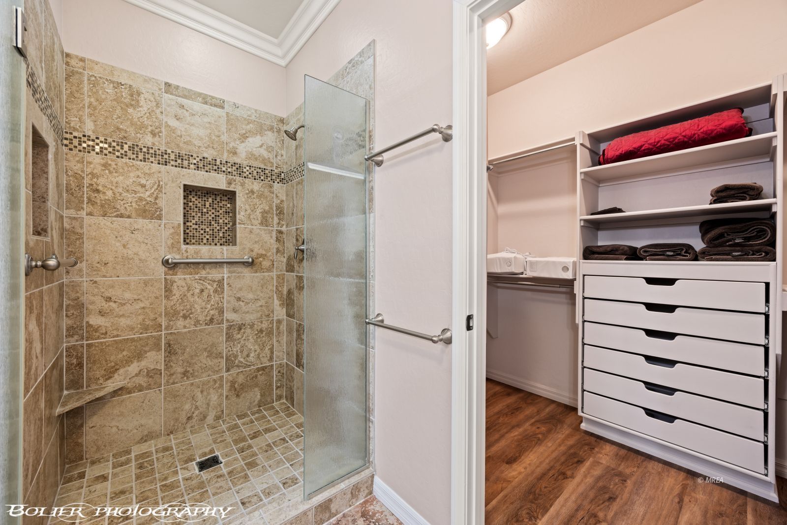 1602  Watchmans Point 