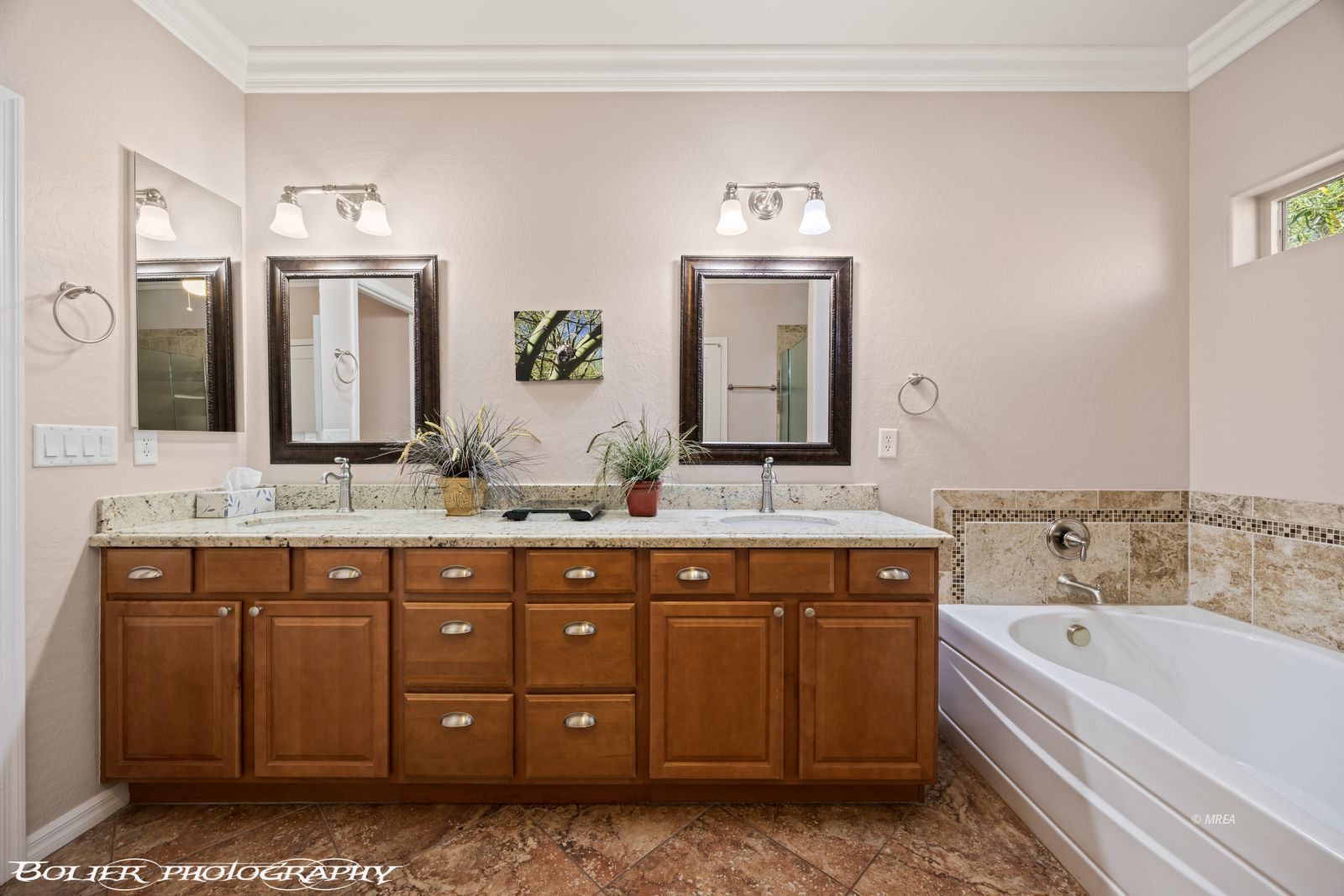 1602  Watchmans Point 