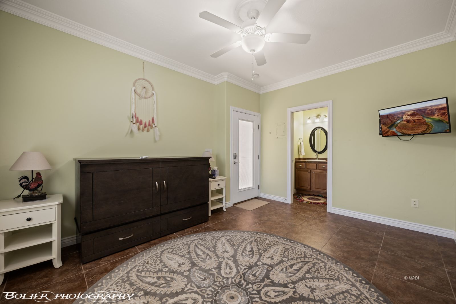 1602  Watchmans Point 