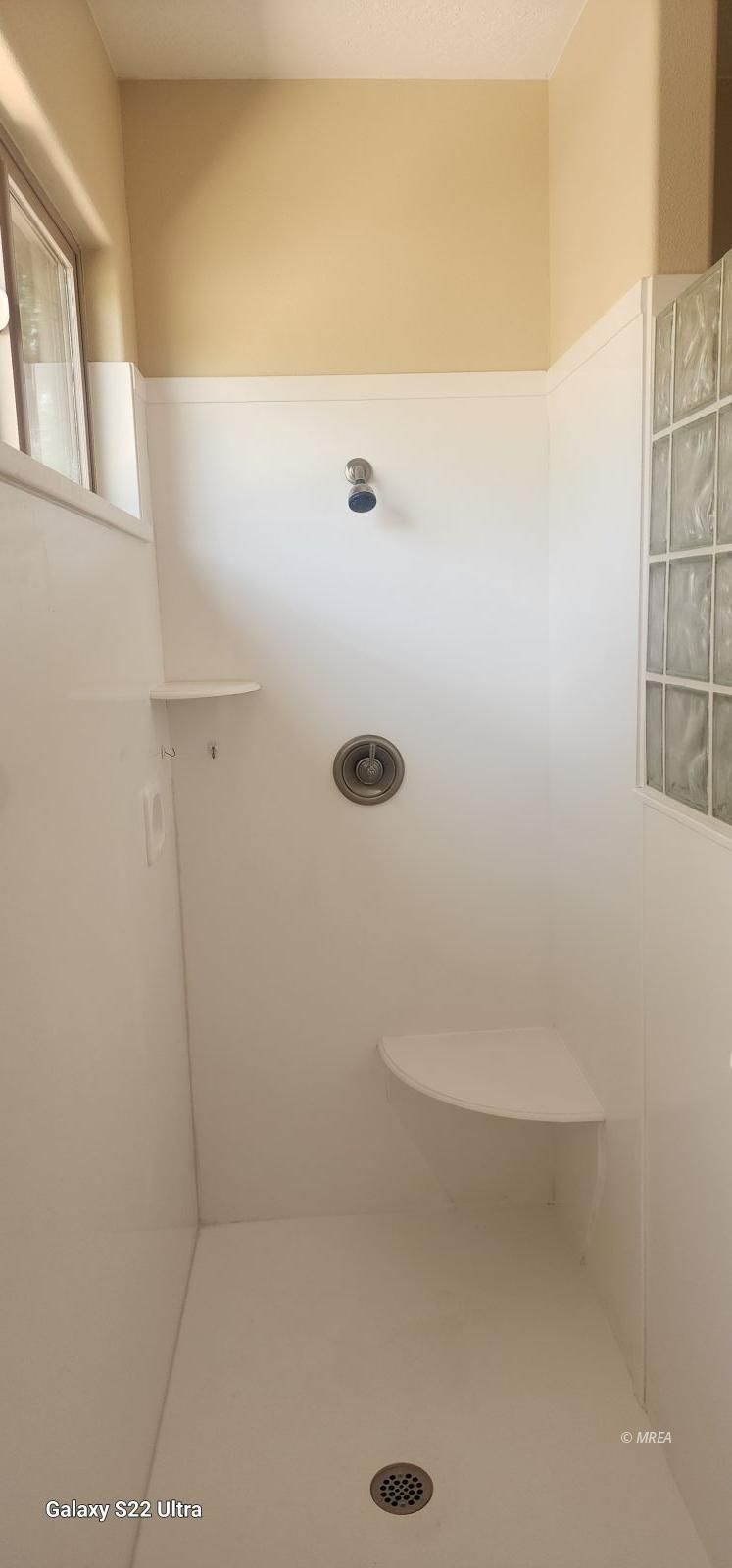 448  Highland View Ct