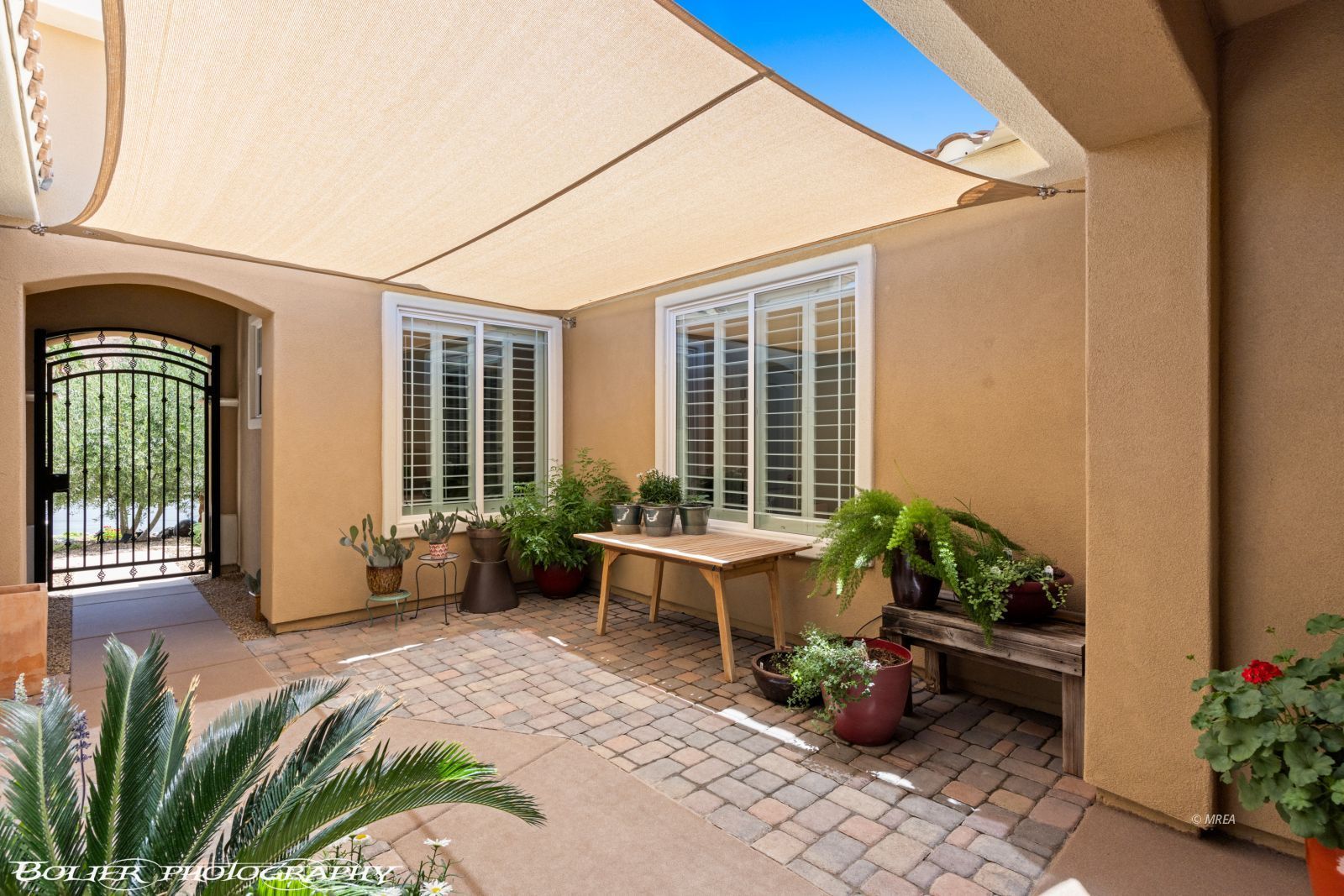 1123  Pebble Creek Blf 