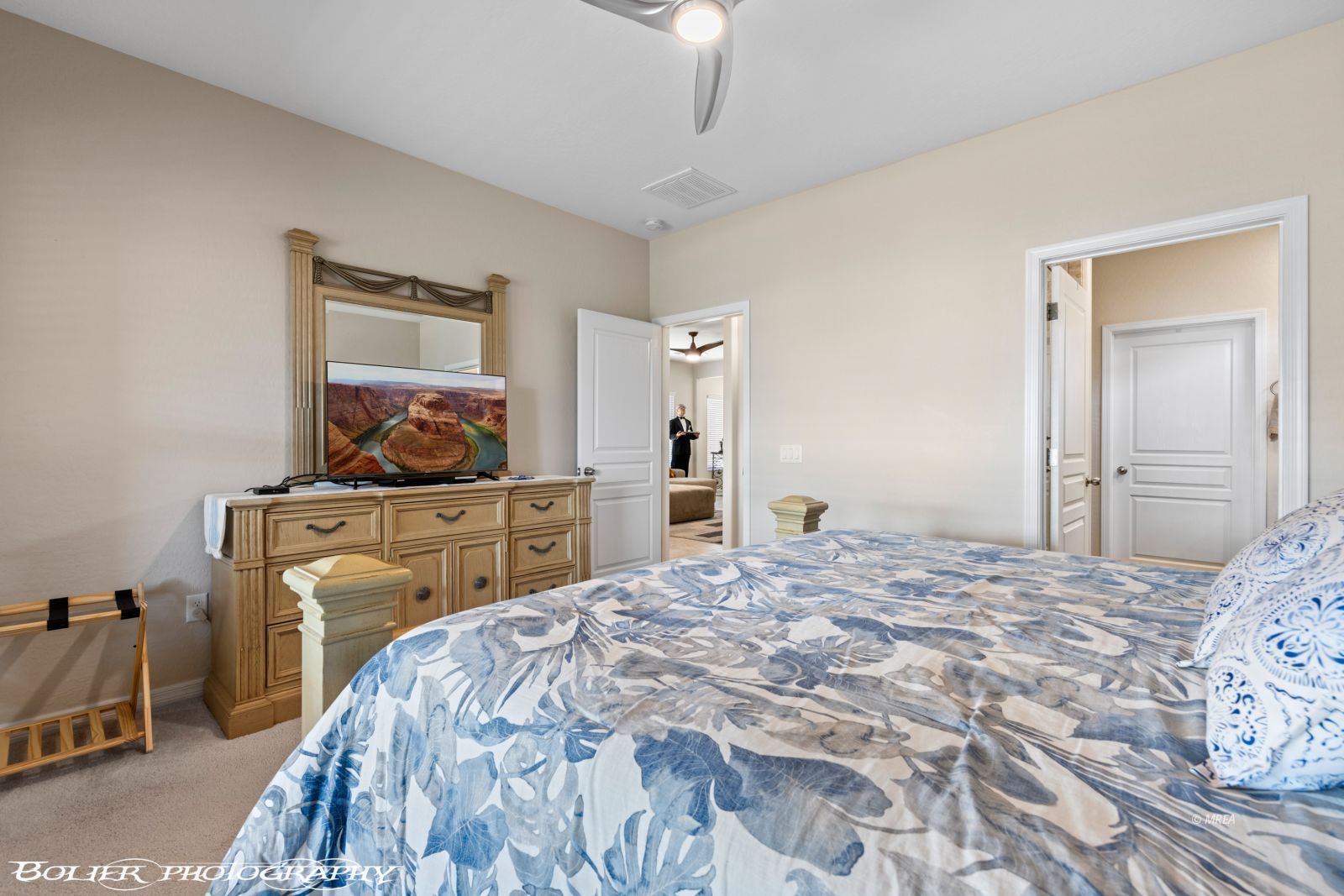 591  Bridle Path Cir