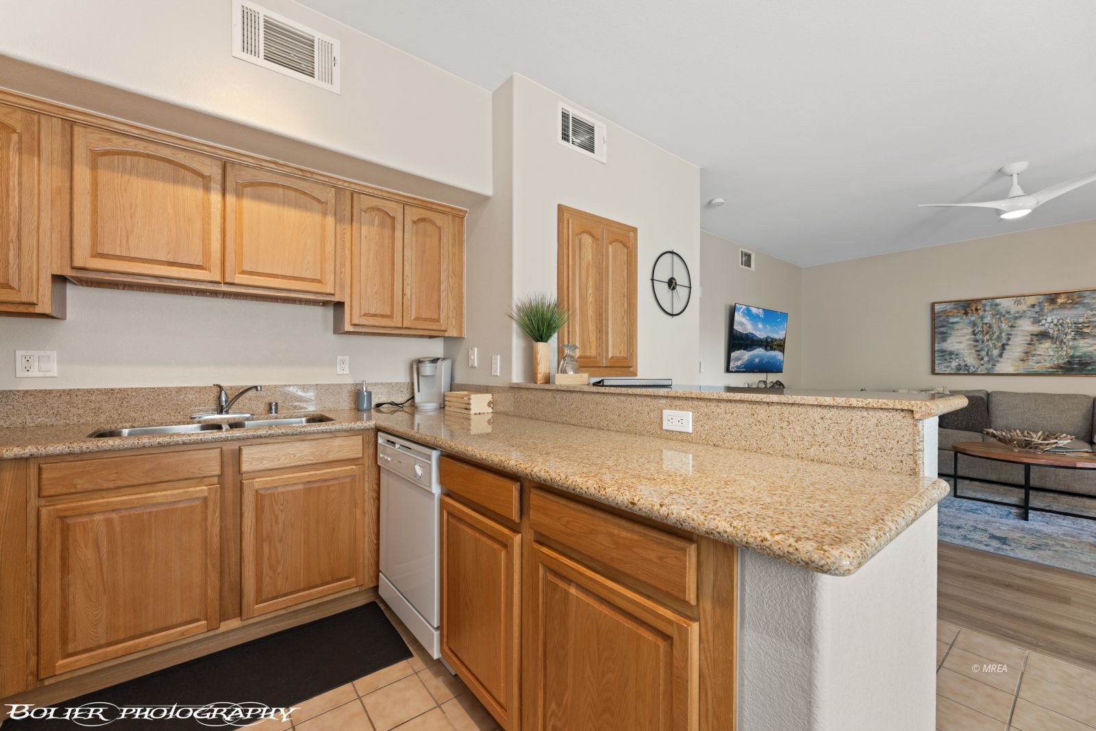 890  Kitty Hawk  #812