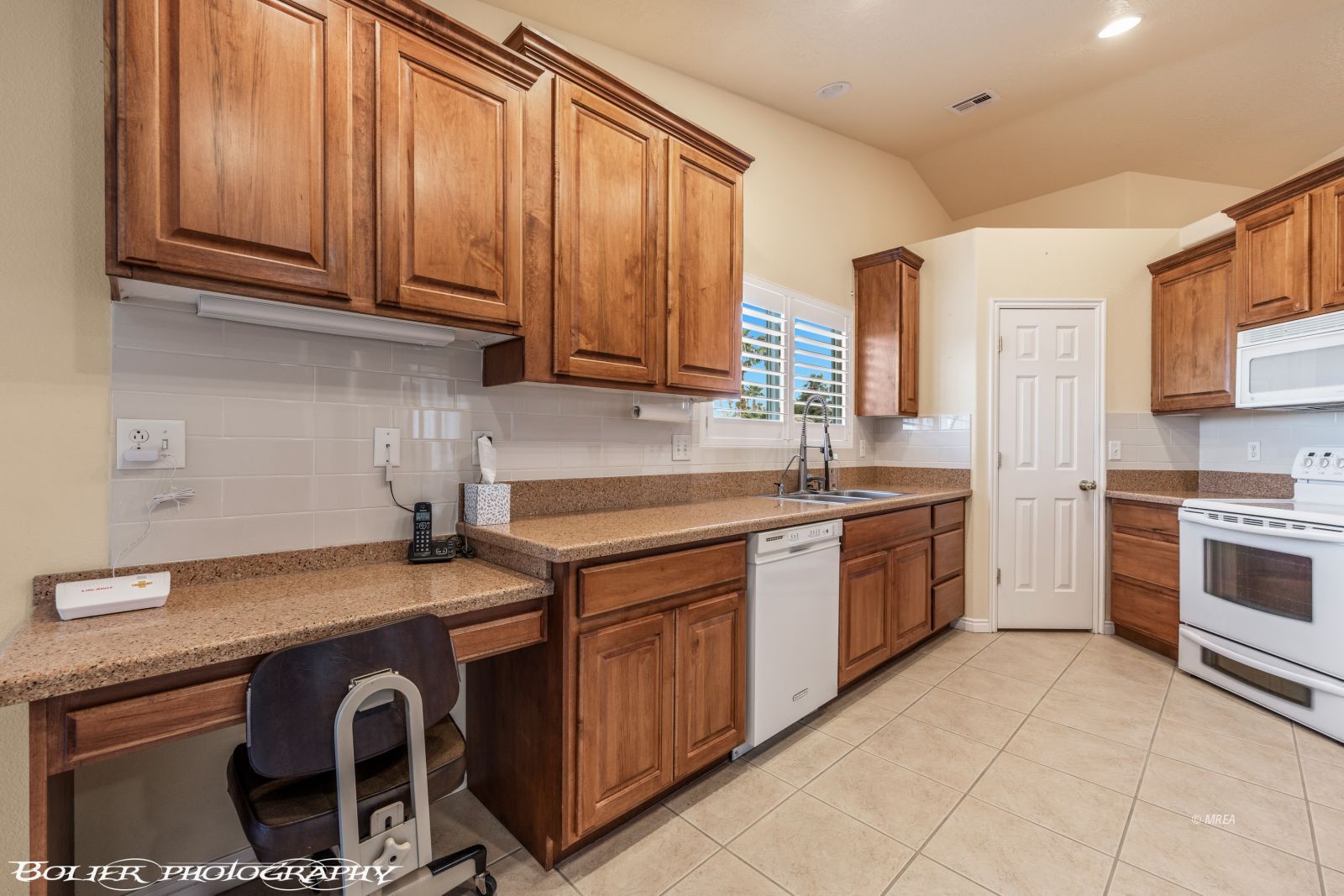 600  Palos Verdes Dr