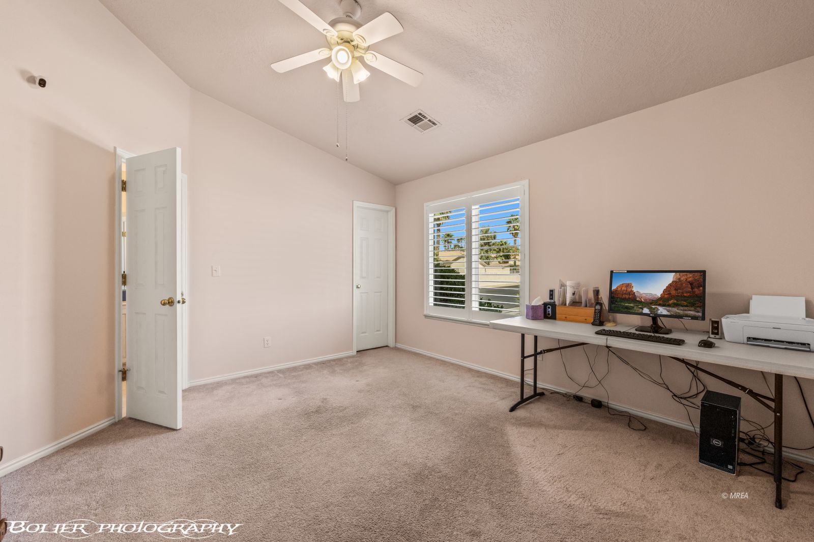 600  Palos Verdes Dr