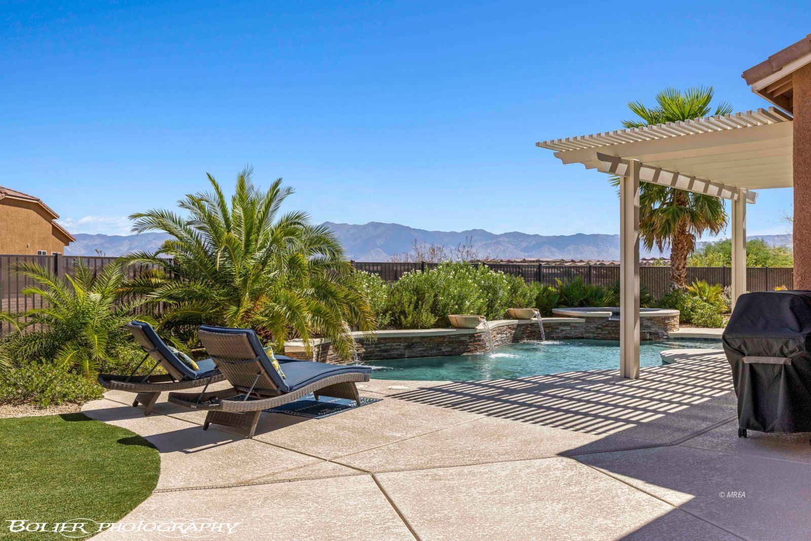 1372  Babbling Brook Ct