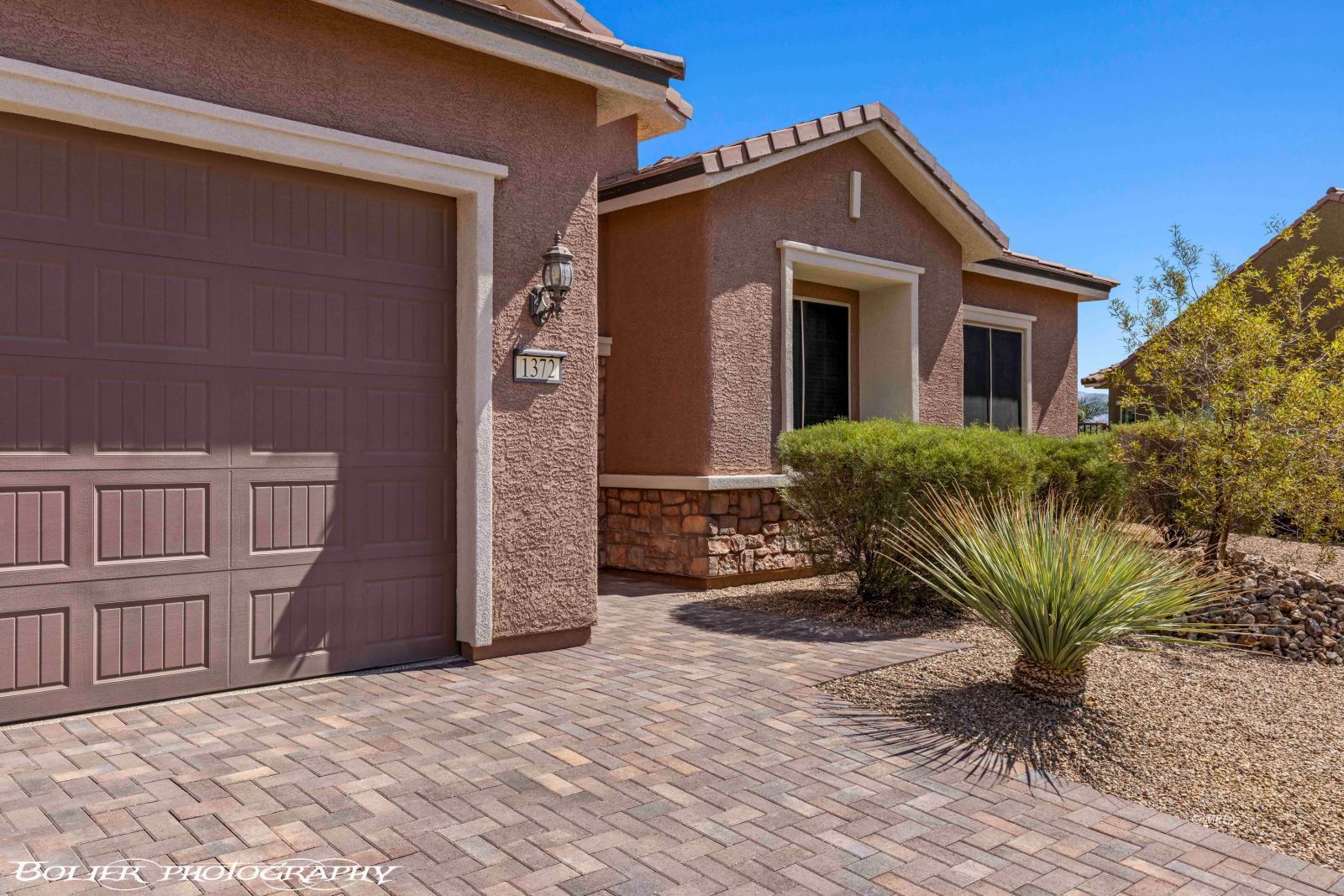 1372  Babbling Brook Ct