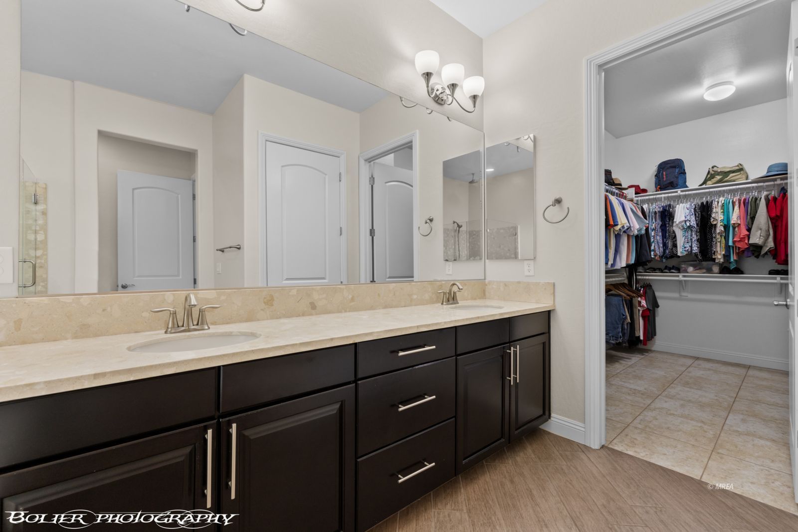 1372  Babbling Brook Ct