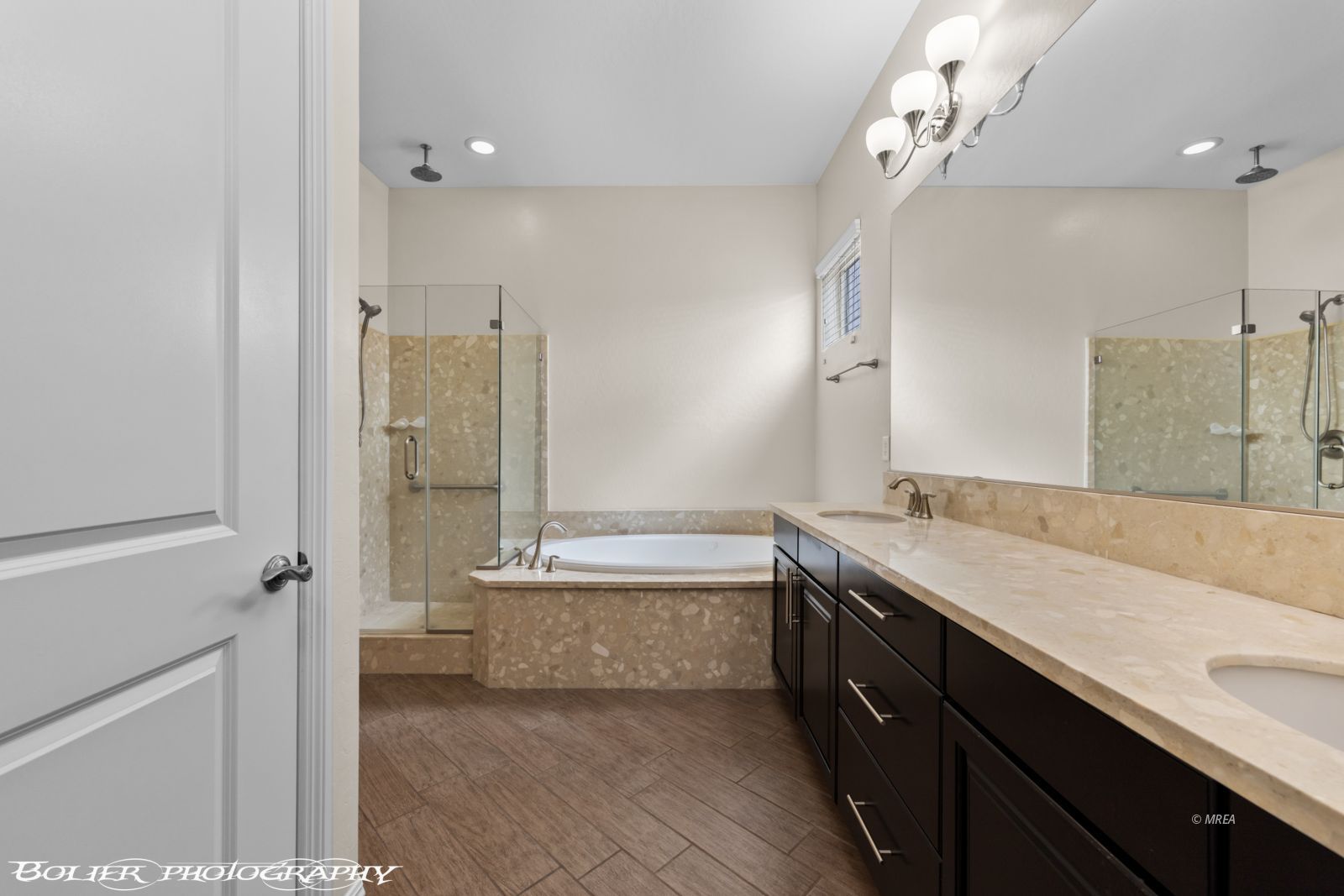 1372  Babbling Brook Ct