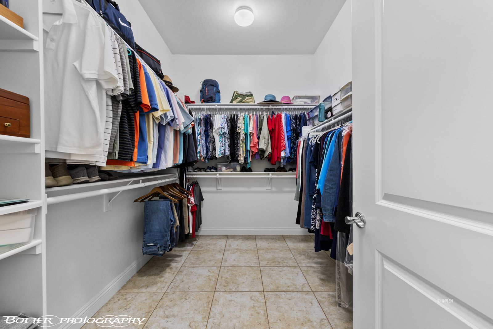 1372  Babbling Brook Ct