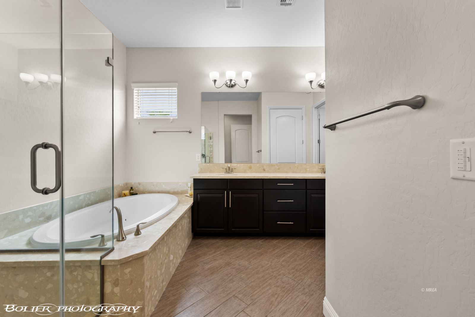 1372  Babbling Brook Ct