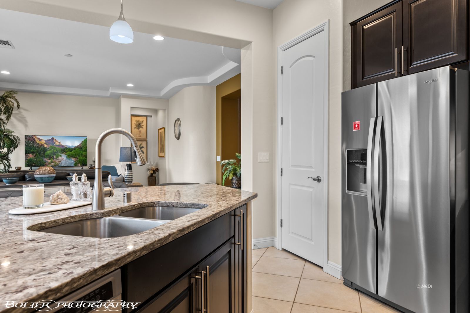 1372  Babbling Brook Ct