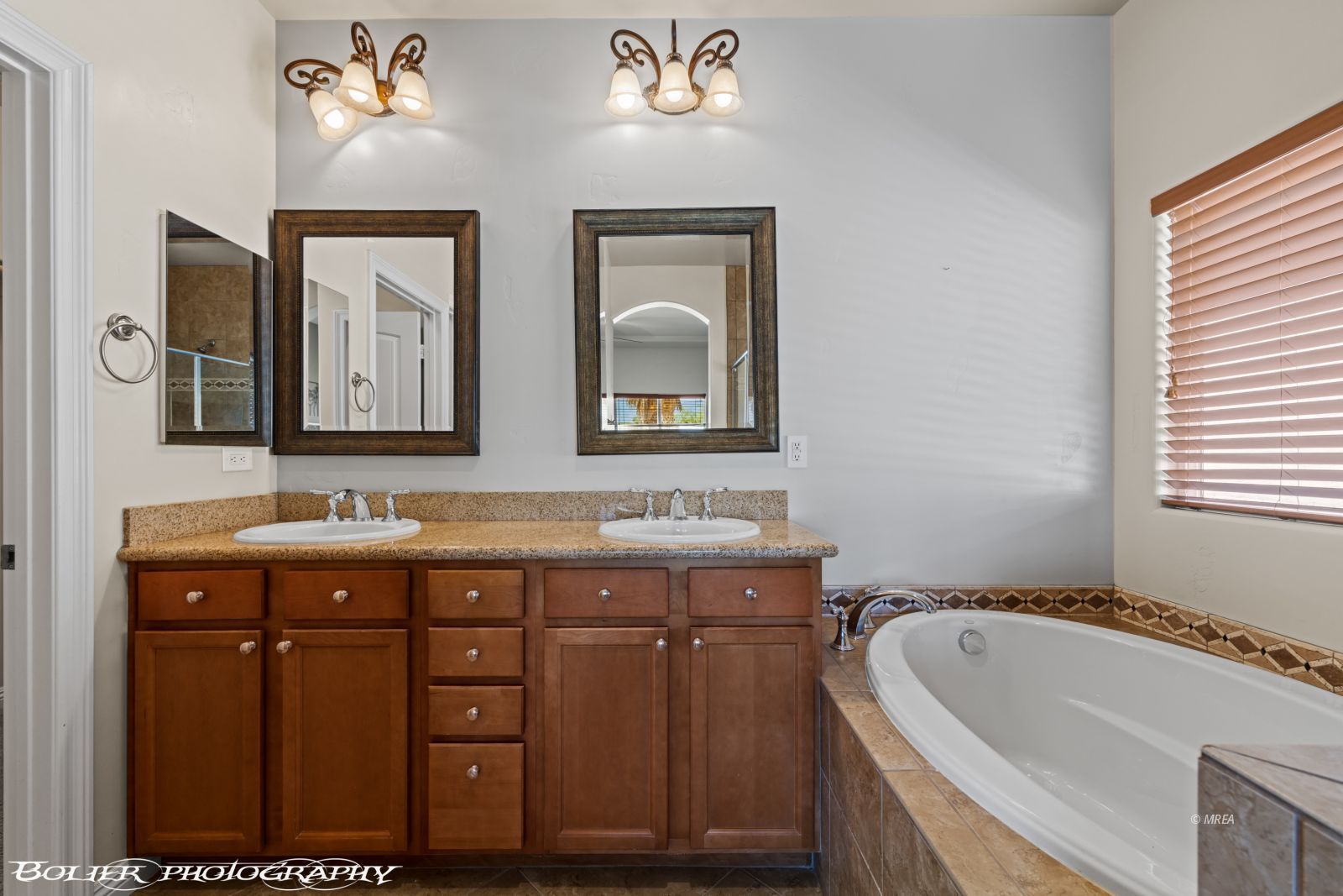 1240  Blind Pew Ridge 