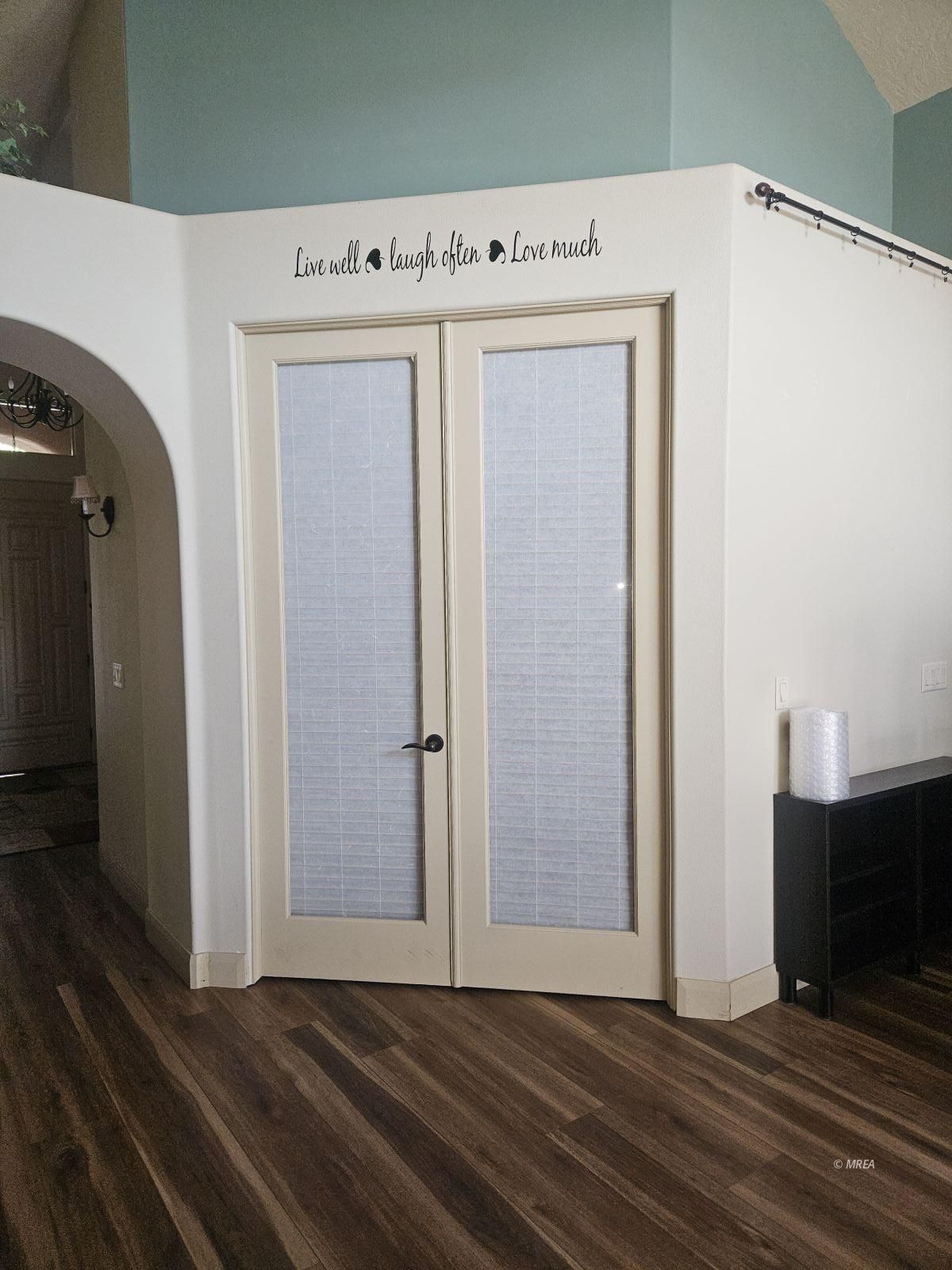 780  Villa La Paz Dr