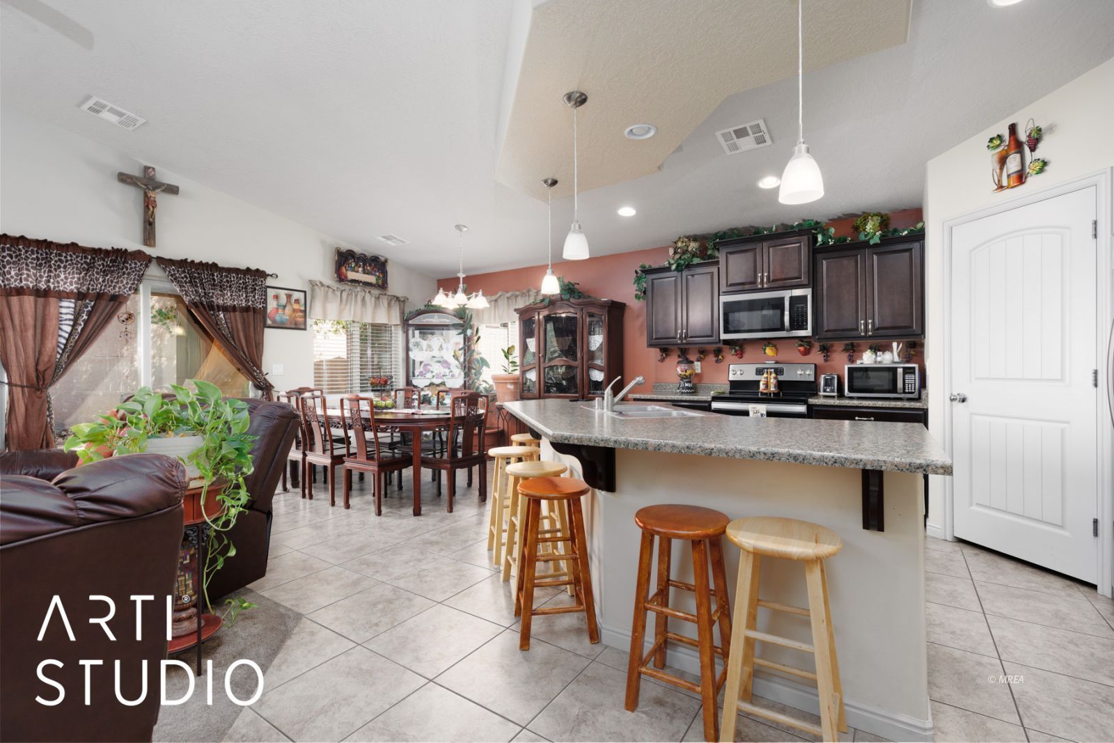 871  Santa Theresa Way