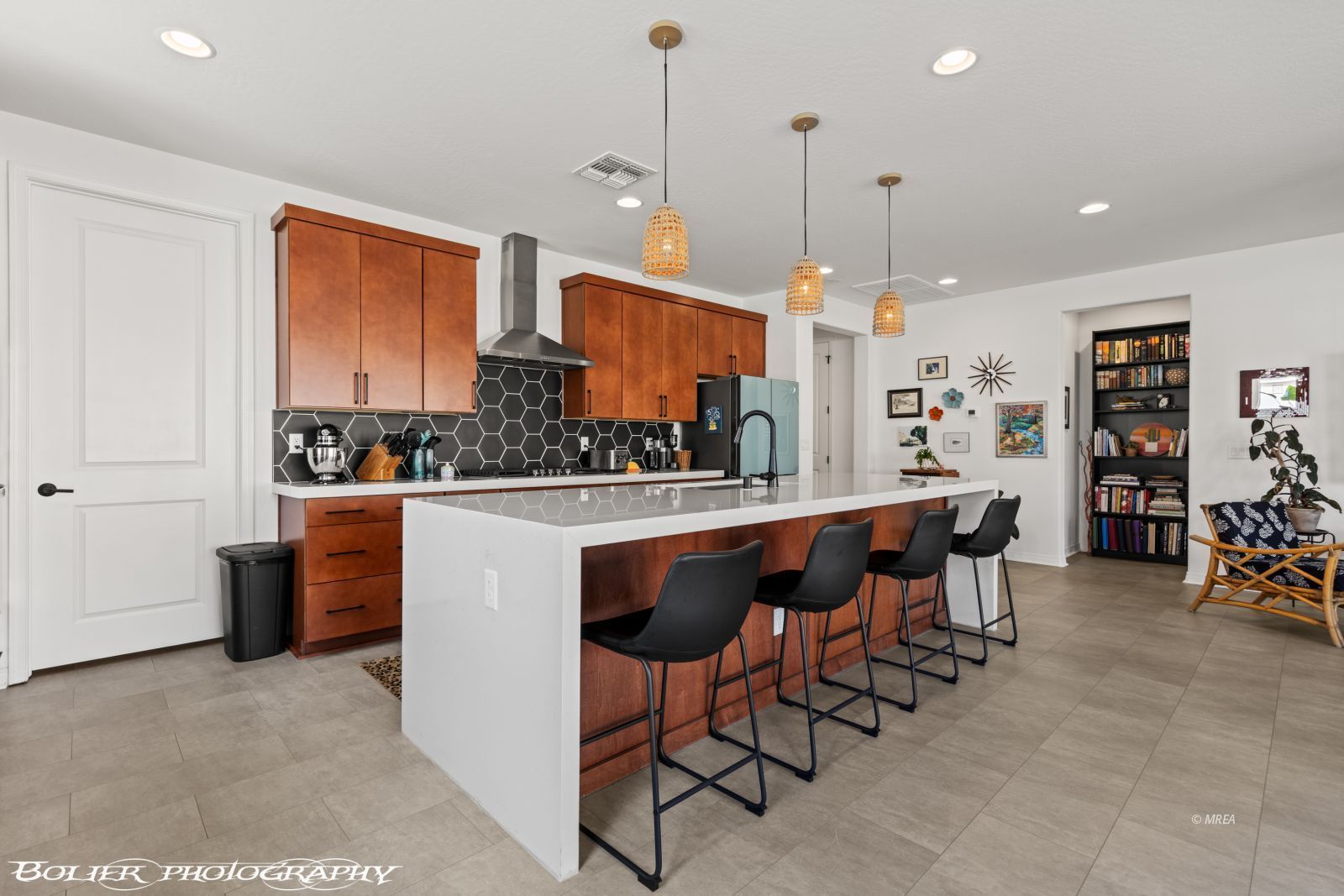 1033  Challenger Bluff 