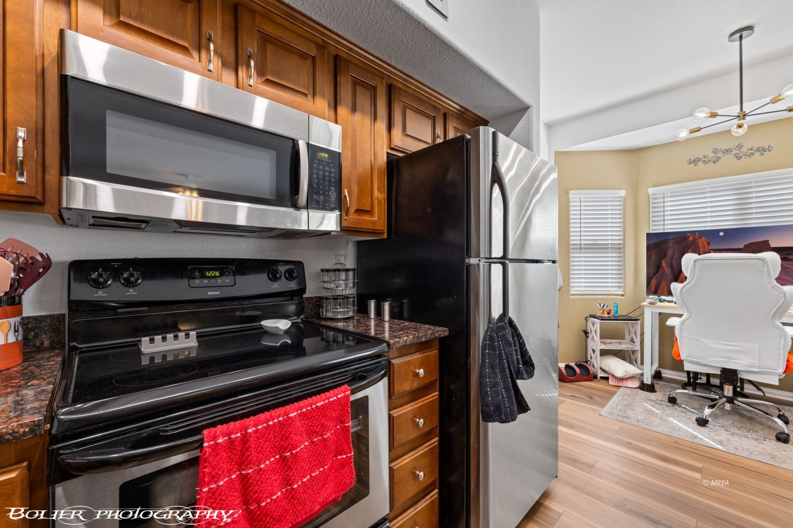 890  Kitty Hawk  #2711