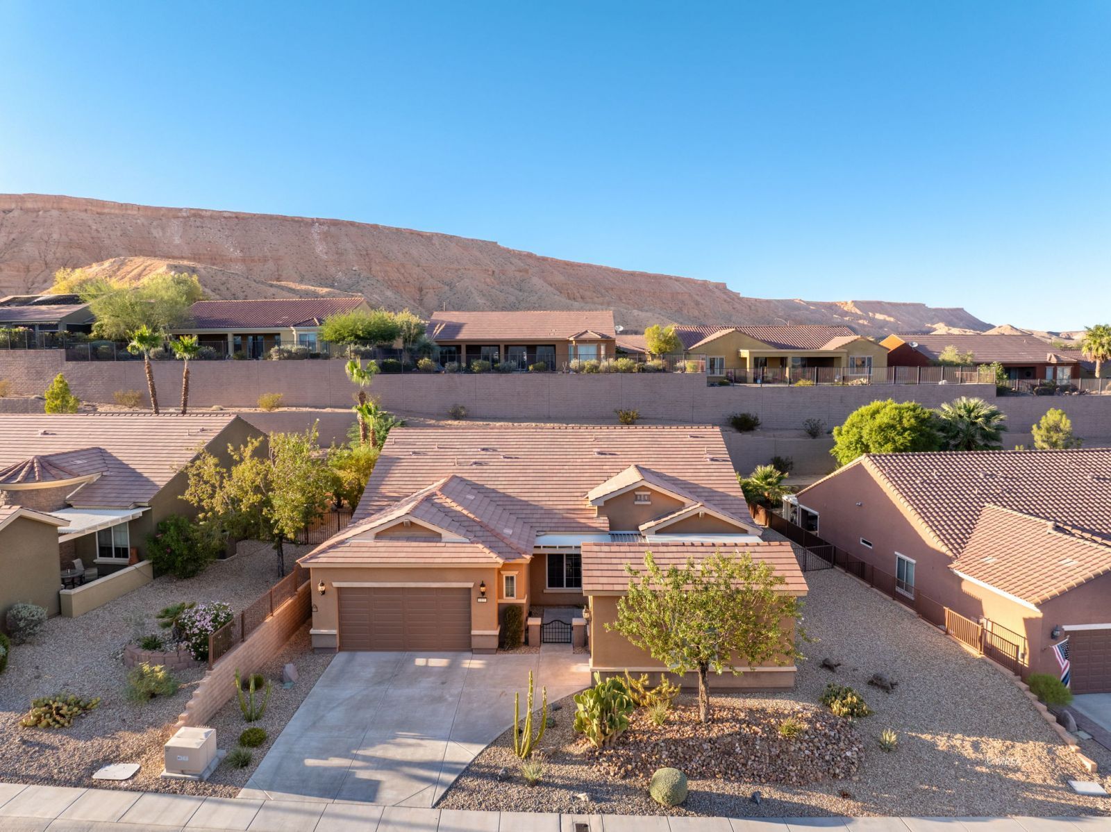 1155  Dry Falls Bnd Ln