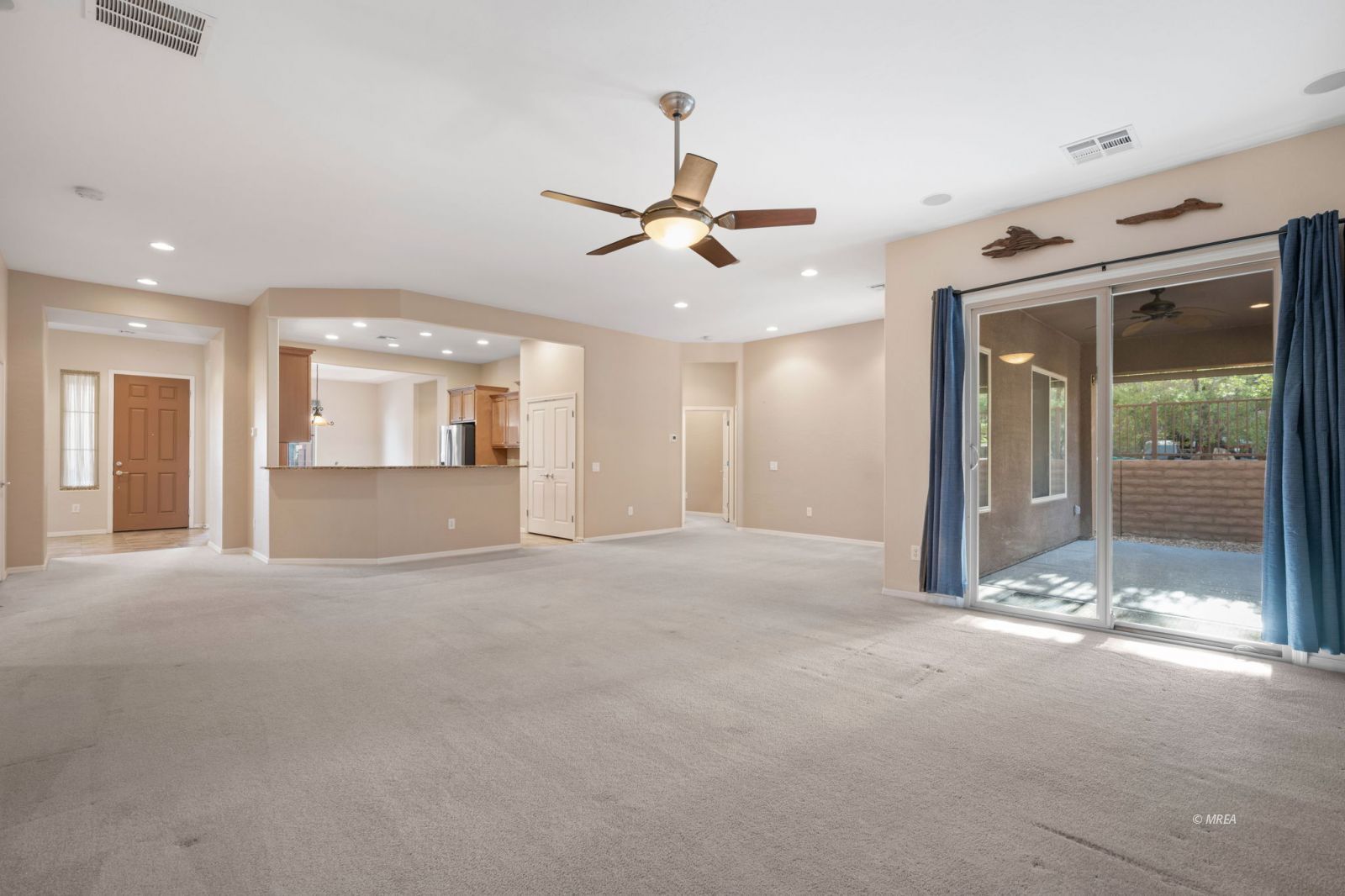 1155  Dry Falls Bnd Ln