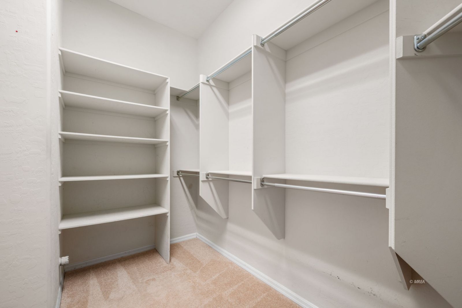 1155  Dry Falls Bnd Ln