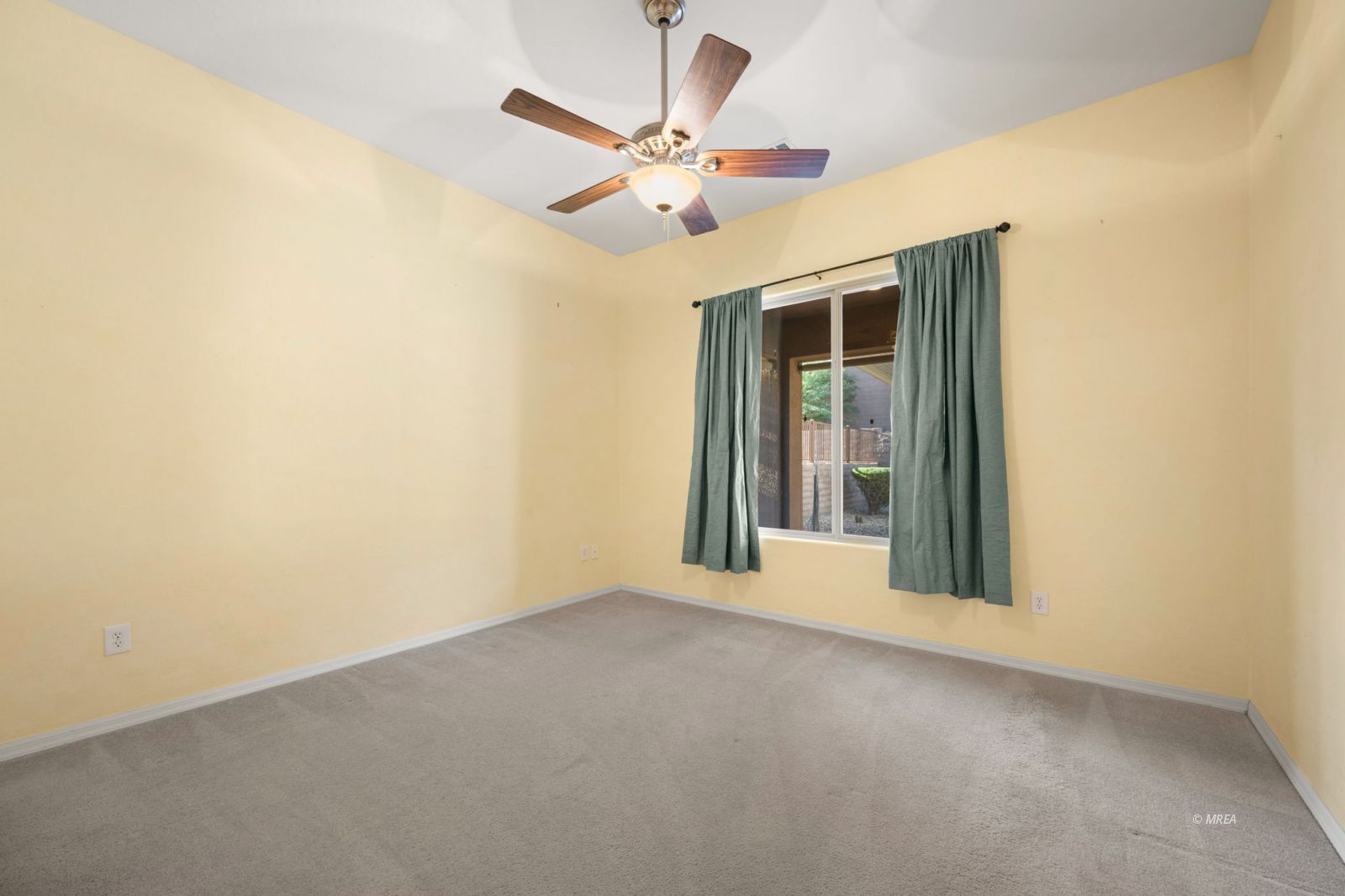 1155  Dry Falls Bnd Ln