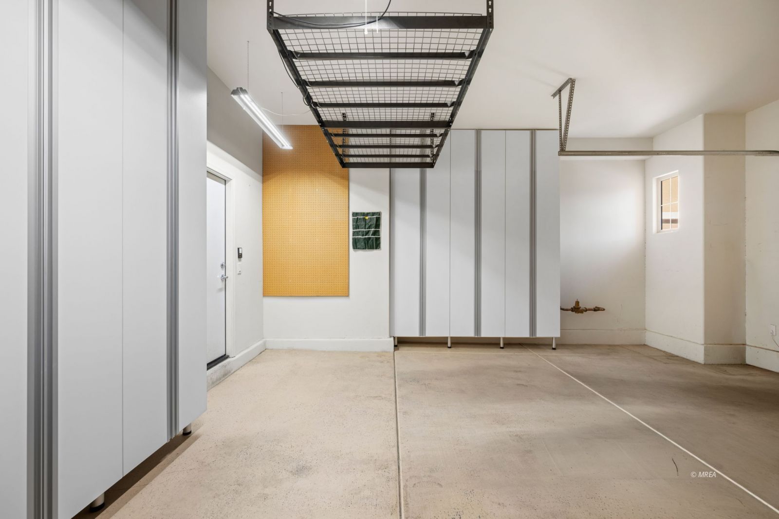 1155  Dry Falls Bnd Ln