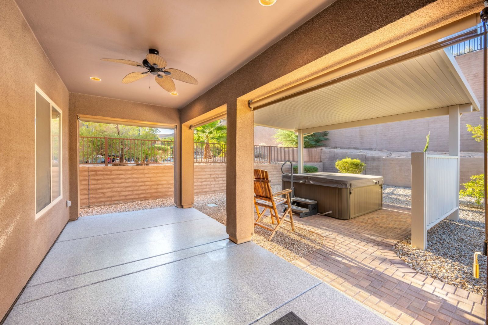 1155  Dry Falls Bnd Ln