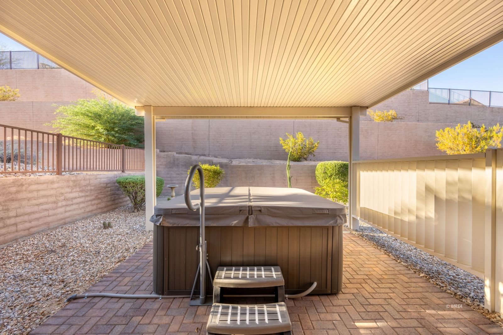 1155  Dry Falls Bnd Ln