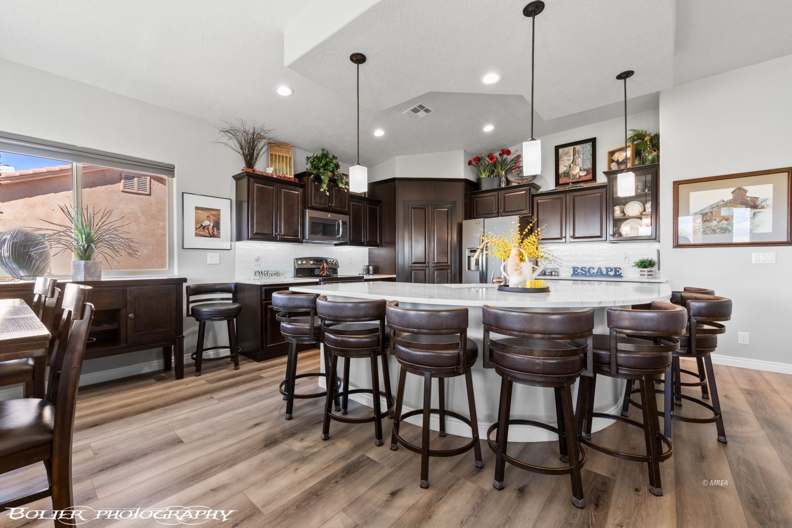 672  Mountain View Dr