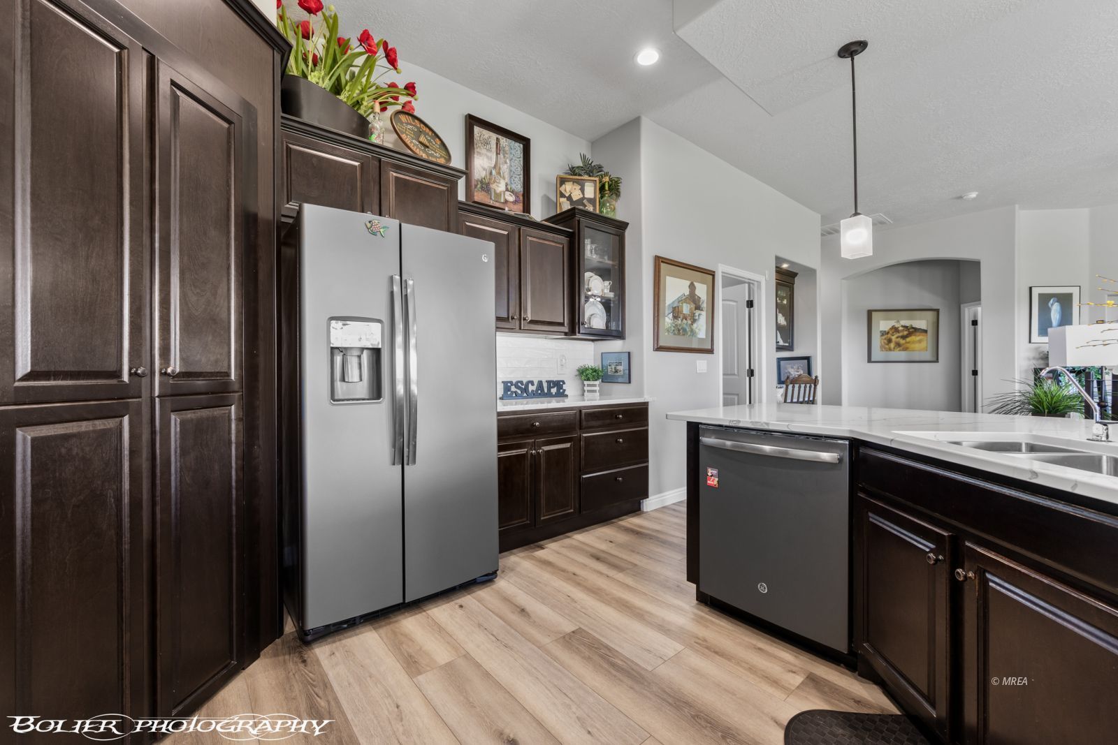 672  Mountain View Dr