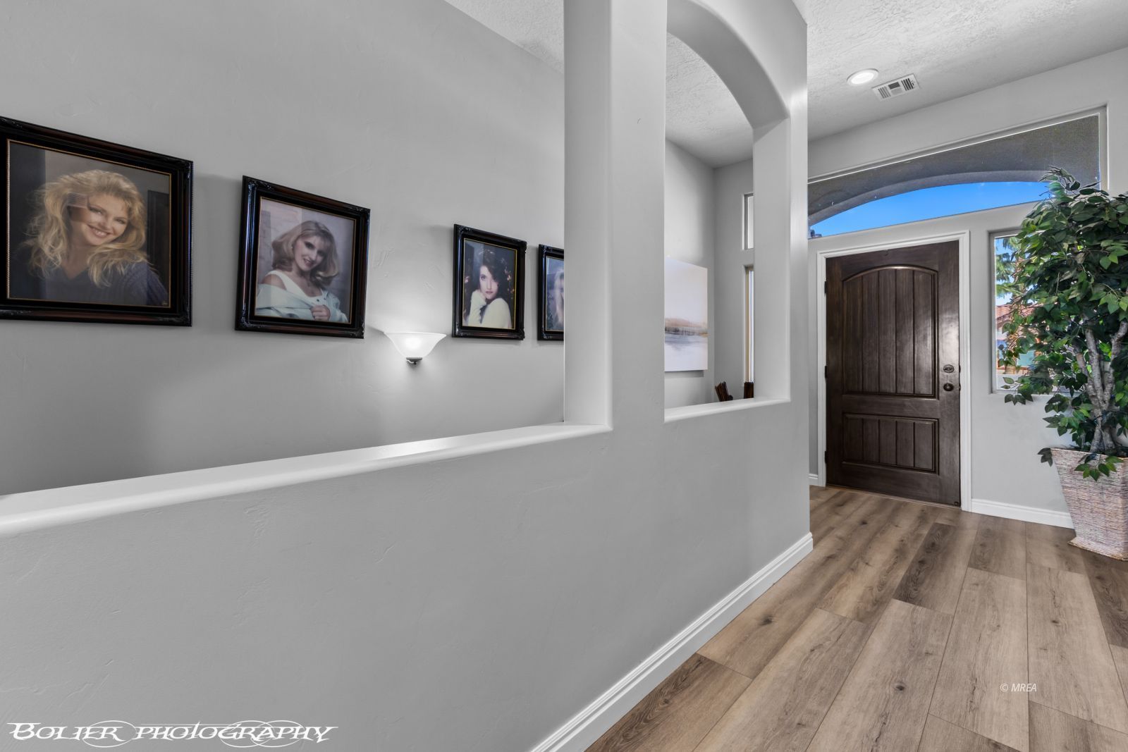 672  Mountain View Dr