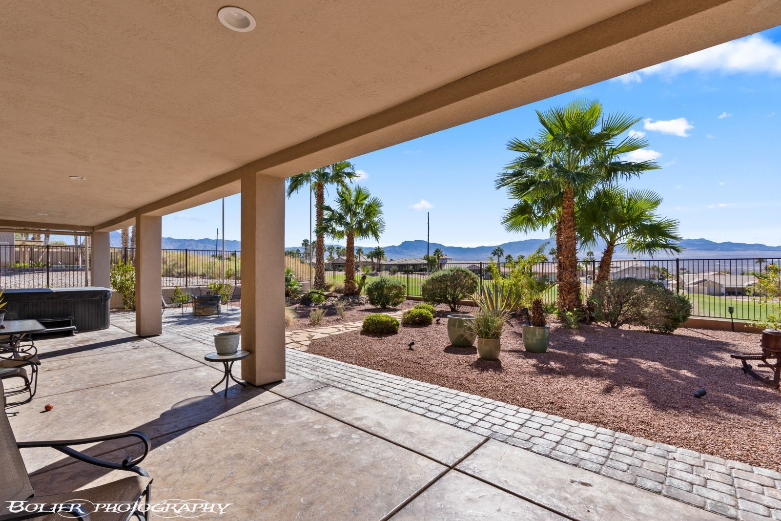 672  Mountain View Dr