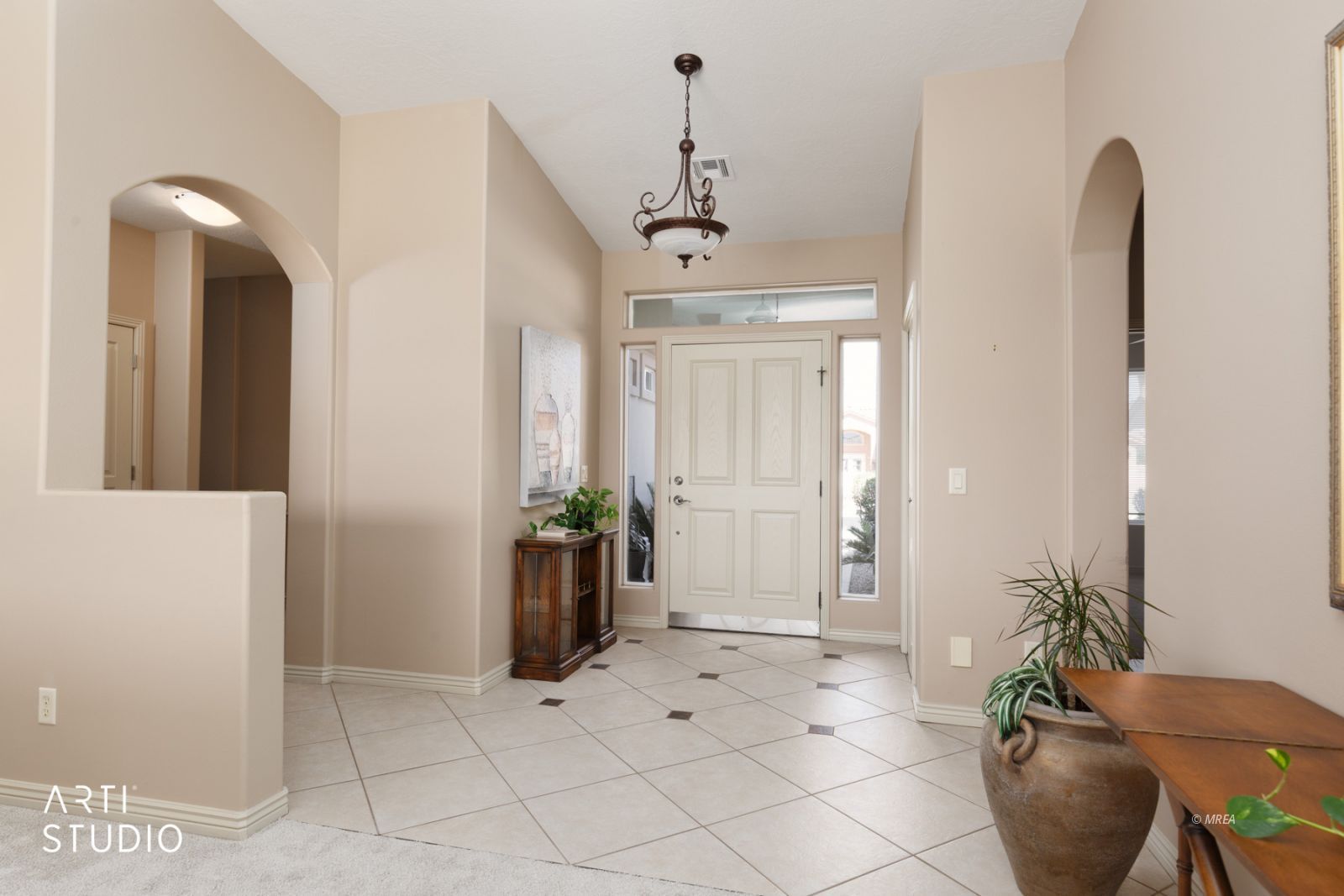 616  Mountain View Dr