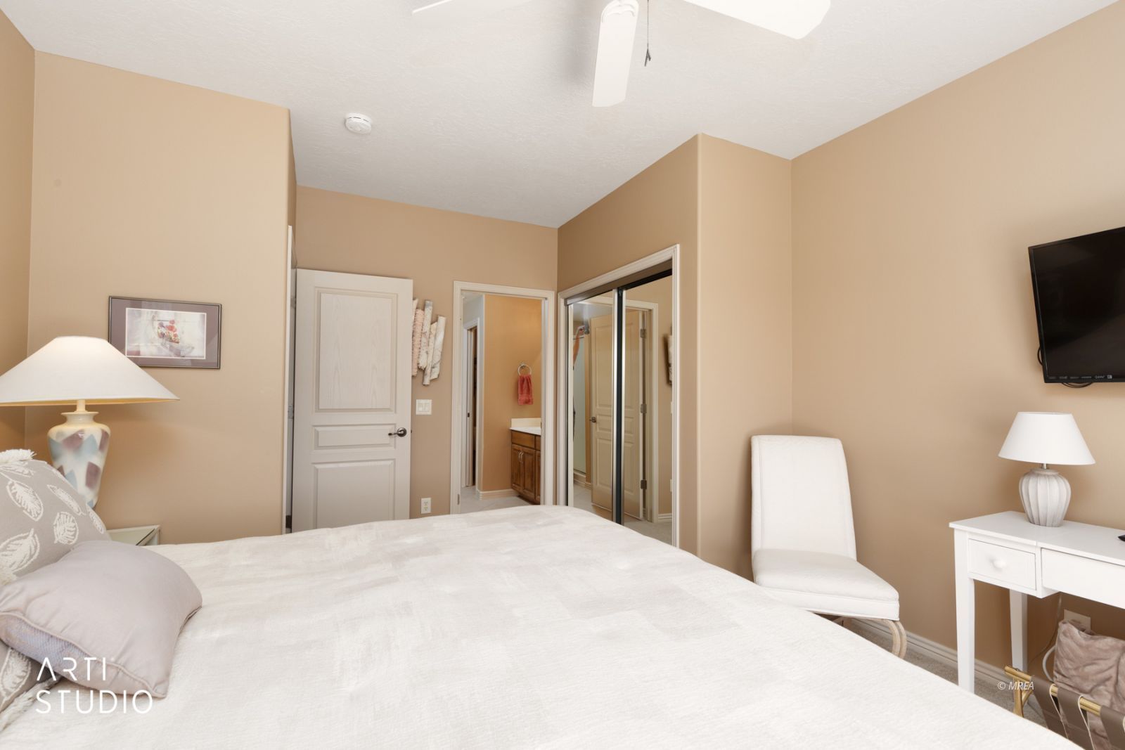 616  Mountain View Dr