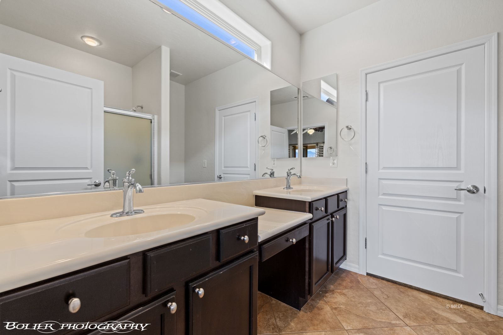 890  Frontier Pass Trl