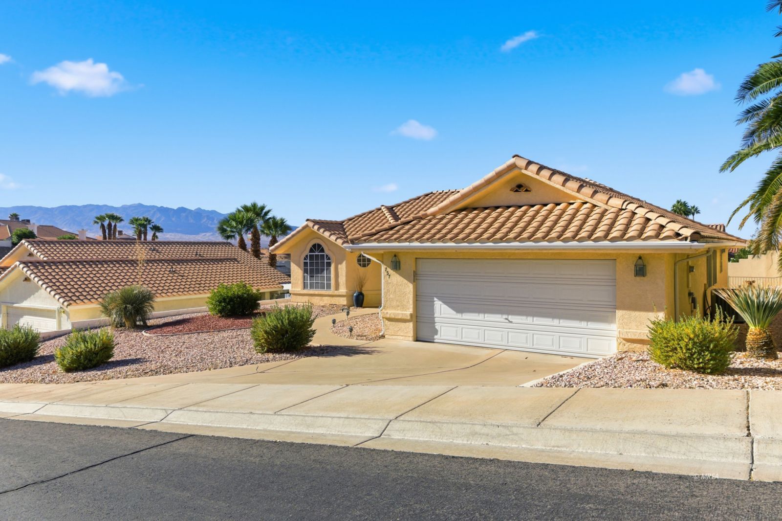 757  Buena Vista Cir