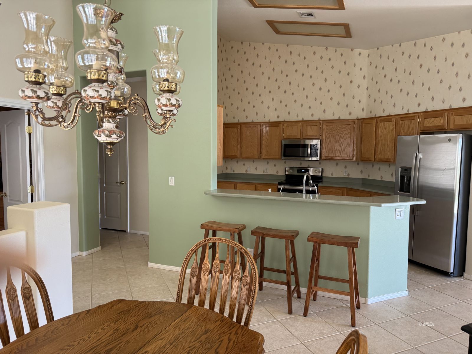 1384  Cathedral Canyon Dr