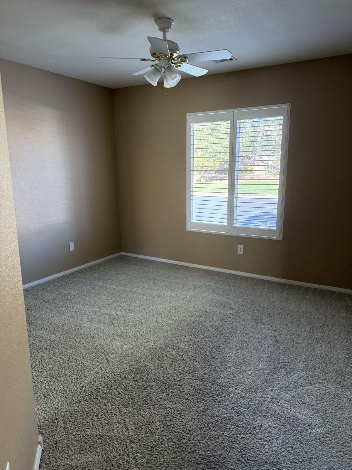 1384  Cathedral Canyon Dr