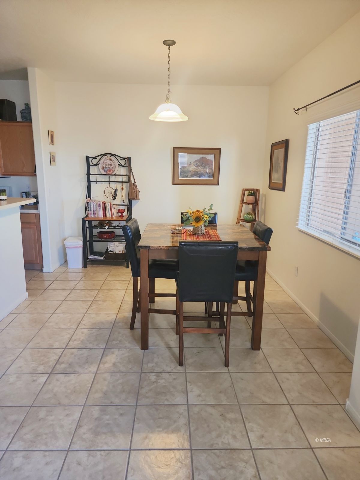 465  Turtleback Rd #B